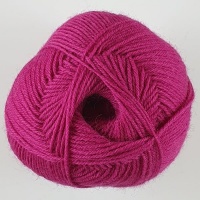 WYS - Signature 4 Ply - 1002 Fuchsia